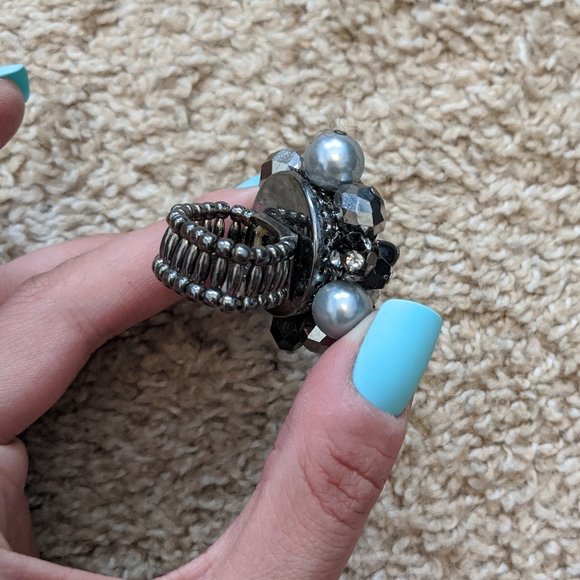 Silver Ring - Picture 3 of 4